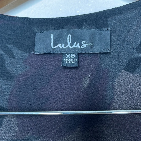 Lulu's Pink Purple Floral Faux Wrap Romper Women Size XS - Picture 2 of 5